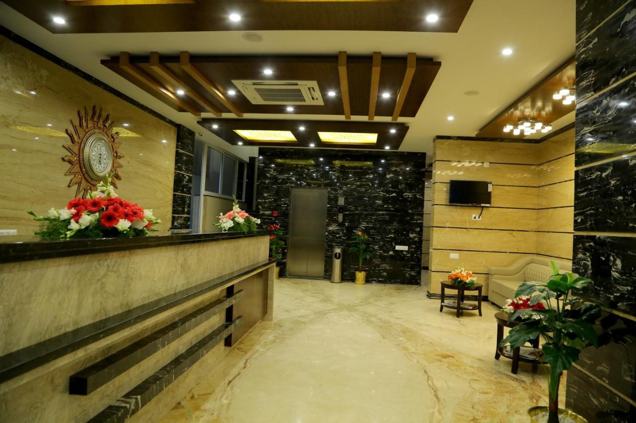 Hotel U.T.Elegance Bangalore Exterior foto